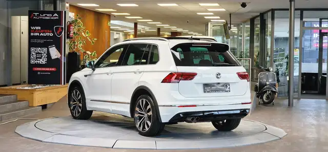 Volkswagen Tiguan view 6