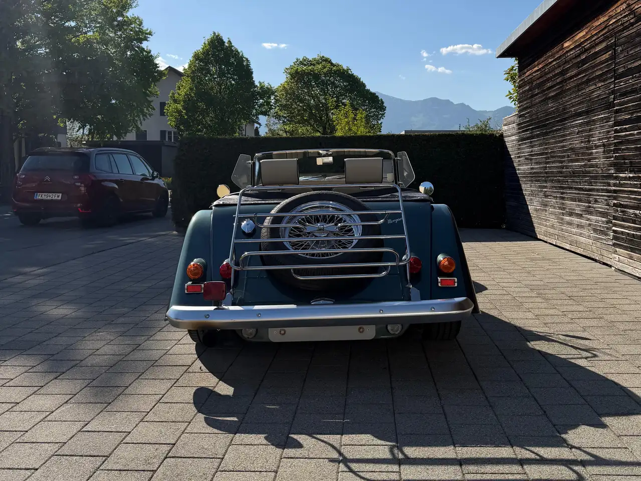Morgan 4/4 1600 – Oldtimer (1988) in seltener „Cyprus Green Metallic“ Lackierung, foto 7