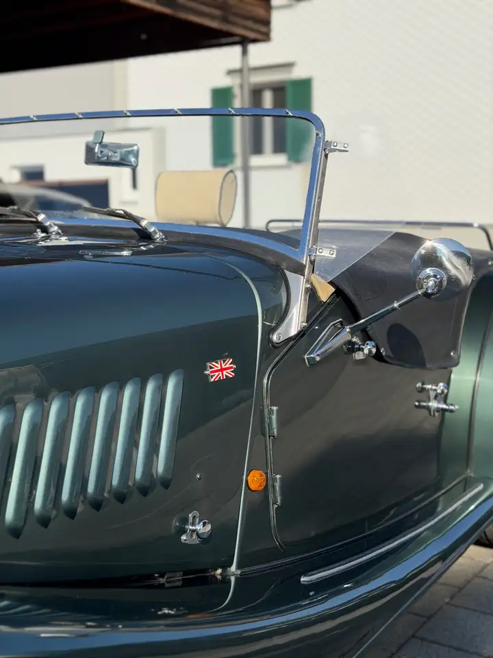 Morgan 4/4 1600 – Oldtimer (1988) in seltener „Cyprus Green Metallic“ Lackierung, foto 12