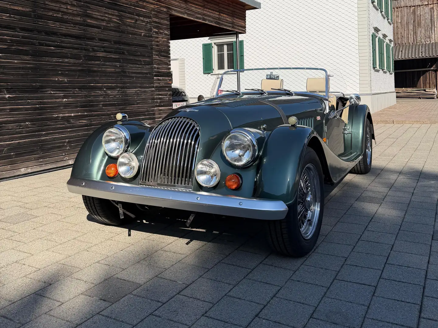 Morgan 4/4 Morgan 4/4 1600 – Oldtimer (1988) in seltener „Cyprus Green Metallic“ Lackierung Grün - 1