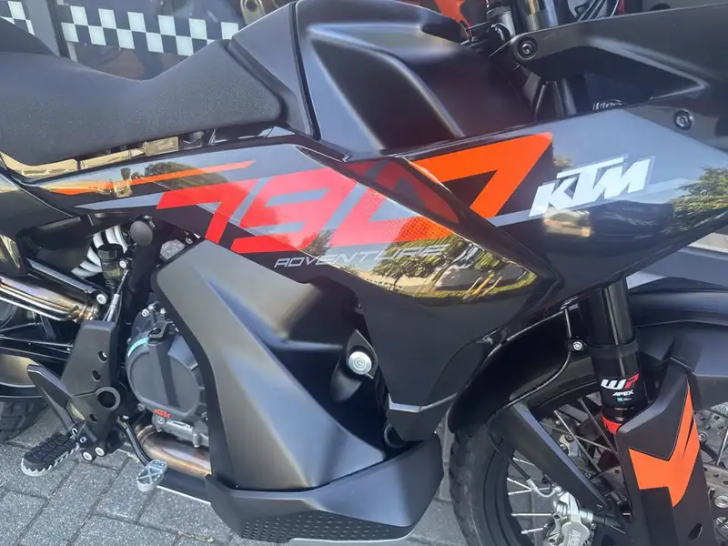 KTM 790 Adventure - foto 8