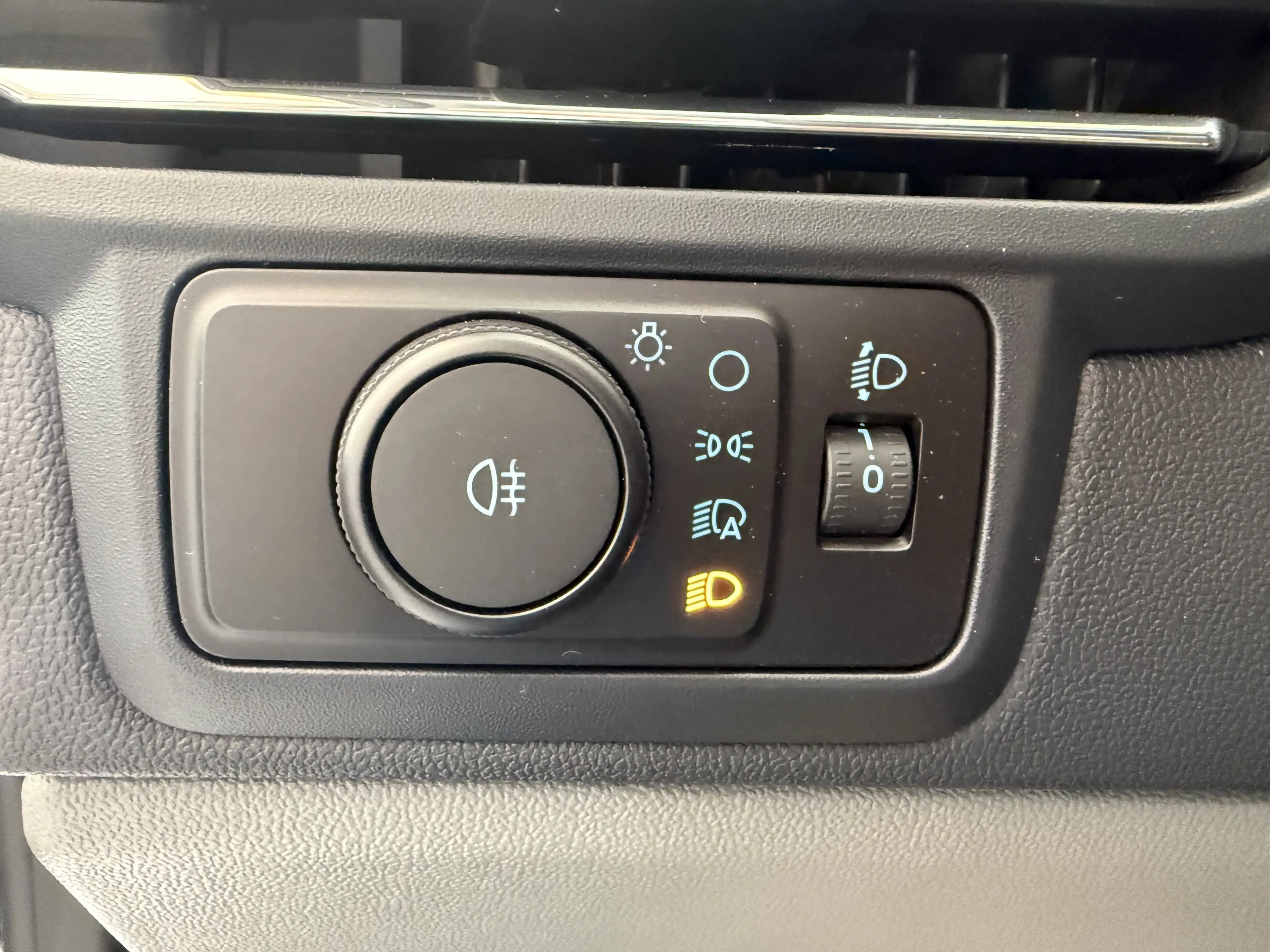 Ford Tourneo Custom Titanium X AWD elek. AHK / B&O / Standheizung — photo 15