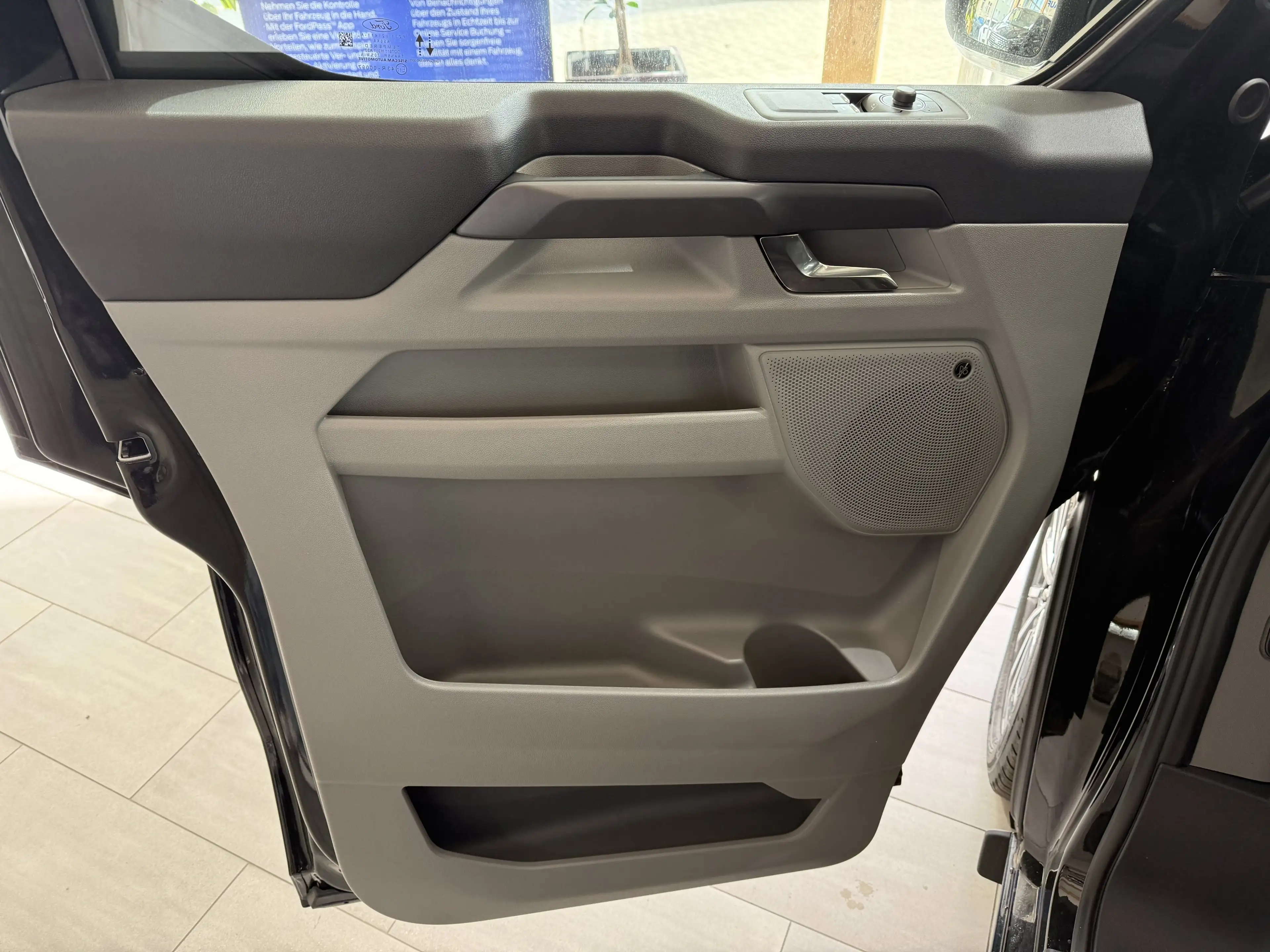 Ford Tourneo Custom Titanium X AWD elek. AHK / B&O / Standheizung — photo 9