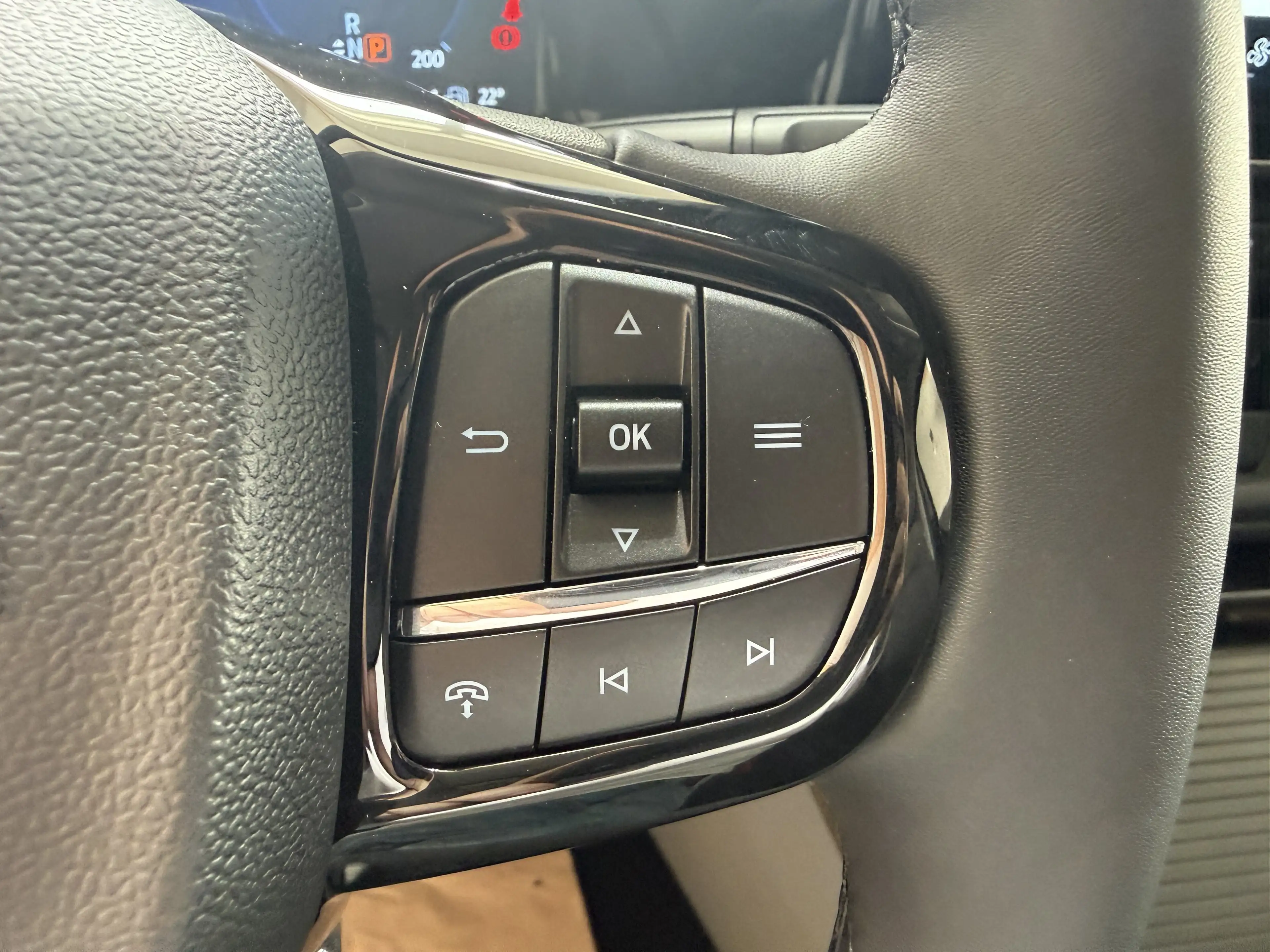 Ford Tourneo Custom Titanium X AWD elek. AHK / B&O / Standheizung — photo 14