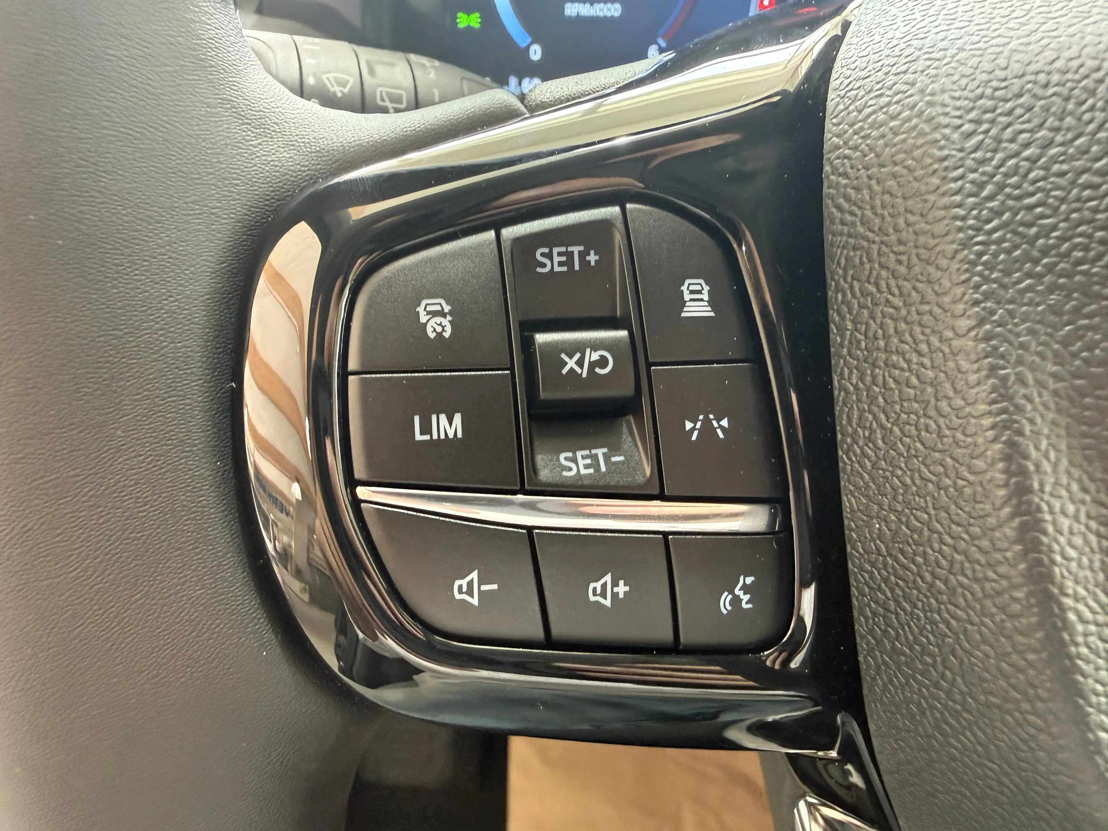 Ford Tourneo Custom Titanium X AWD elek. AHK / B&O / Standheizung — photo 13