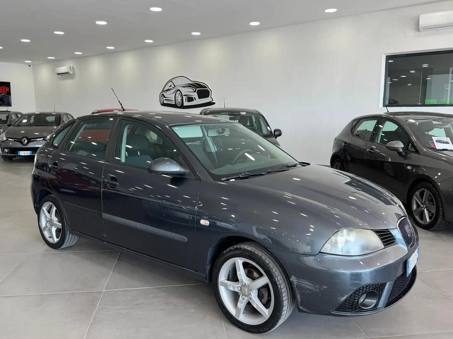 SEAT Ibiza 1.4 TDI 80CV 5p. Stylance Grigio - 1