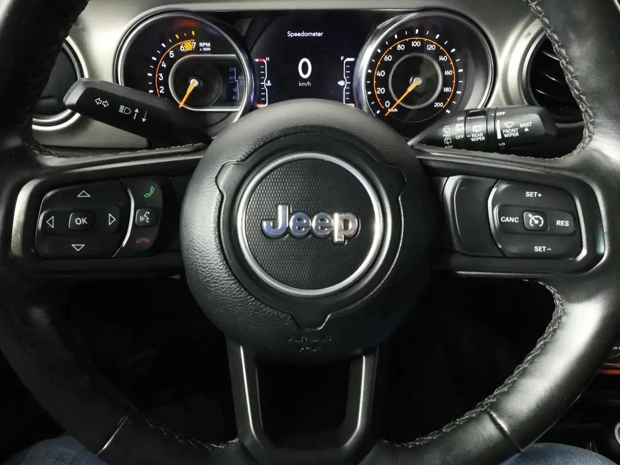 Jeep Wrangler снимка Jeep Wrangler