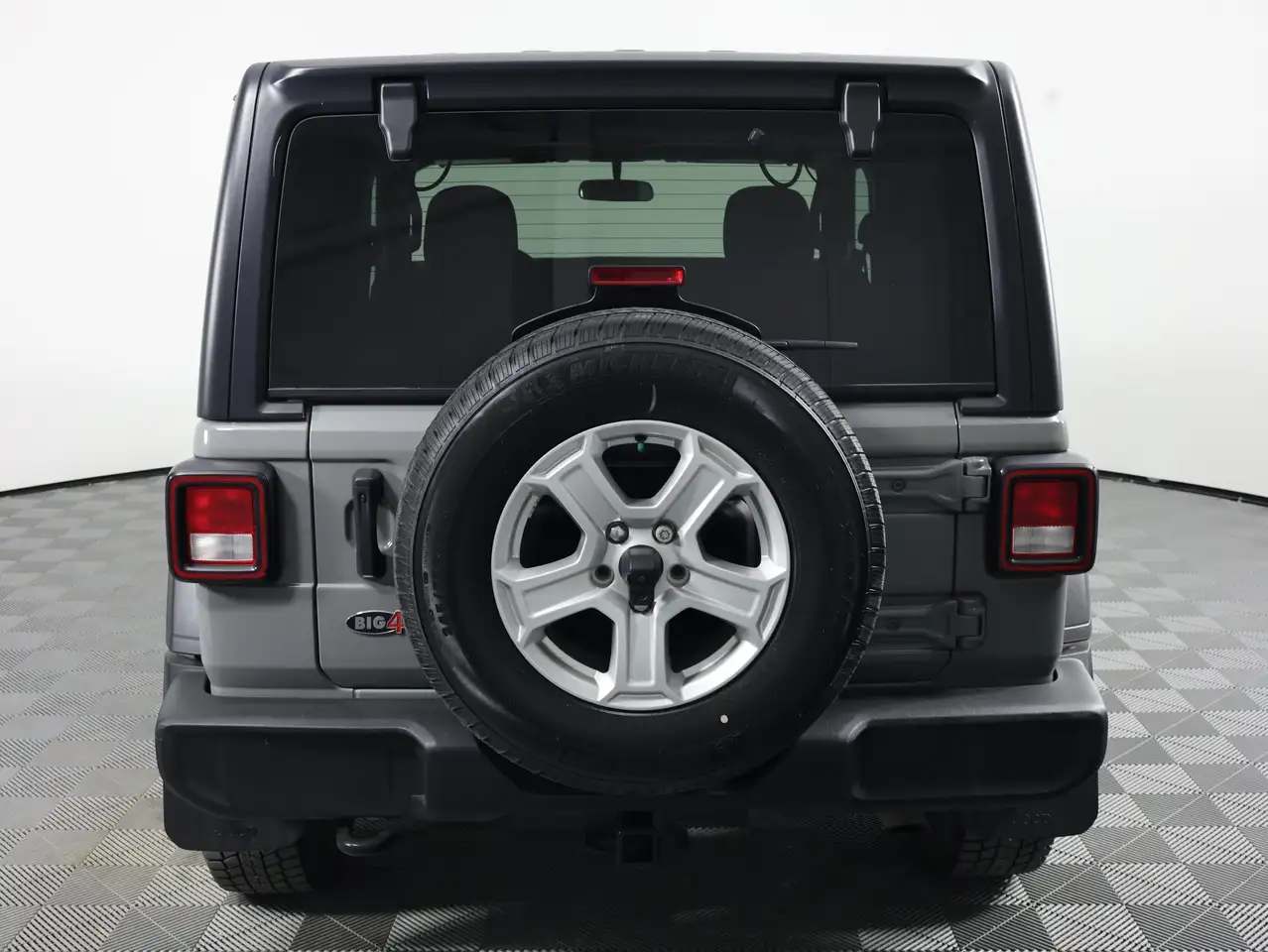 Jeep Wrangler снимка Jeep Wrangler