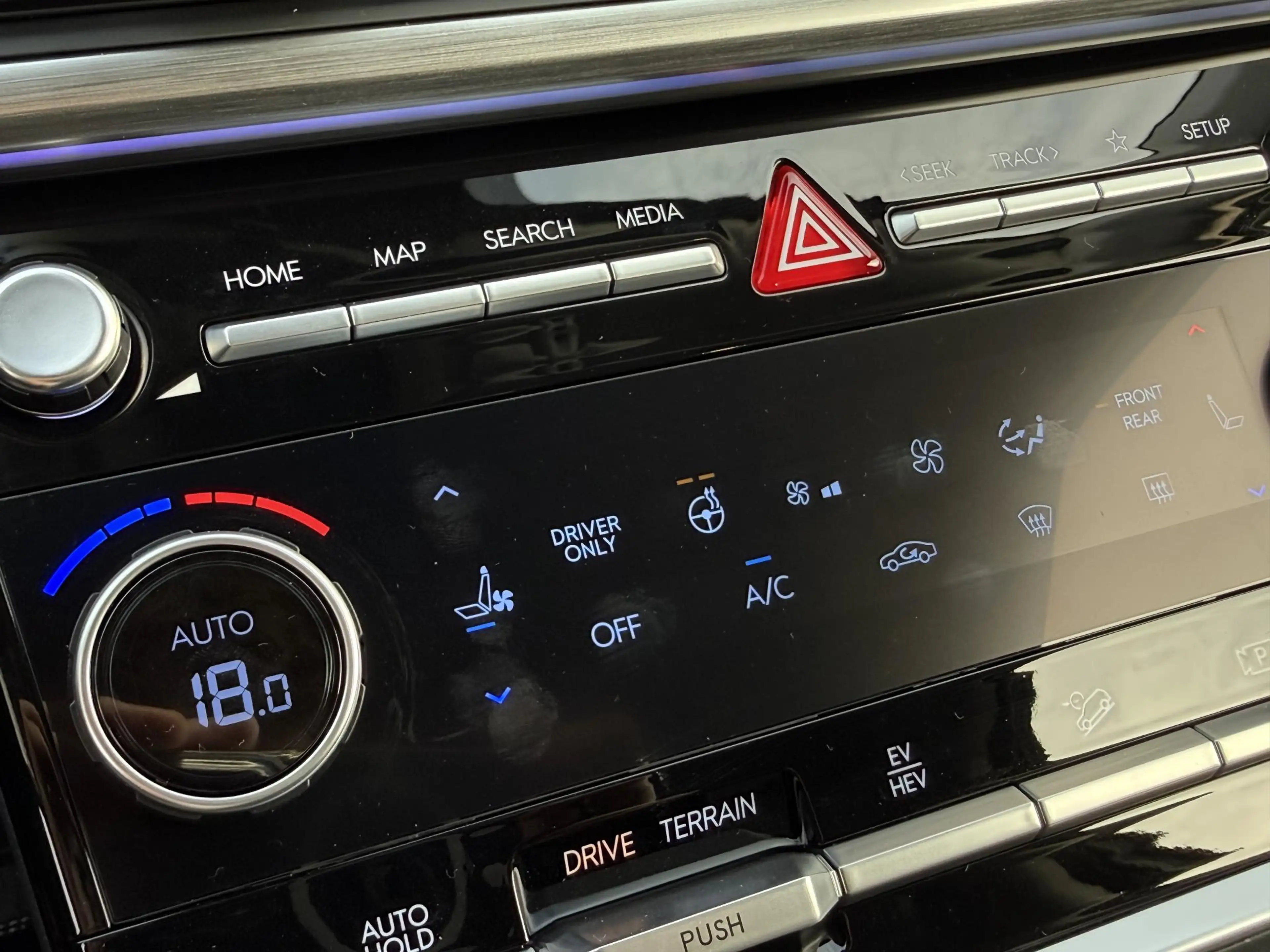 Hyundai SANTA FE 1.6 T-GDI PHEV Premium Plus 4WD 7p / Stoelkoeling — photo 14