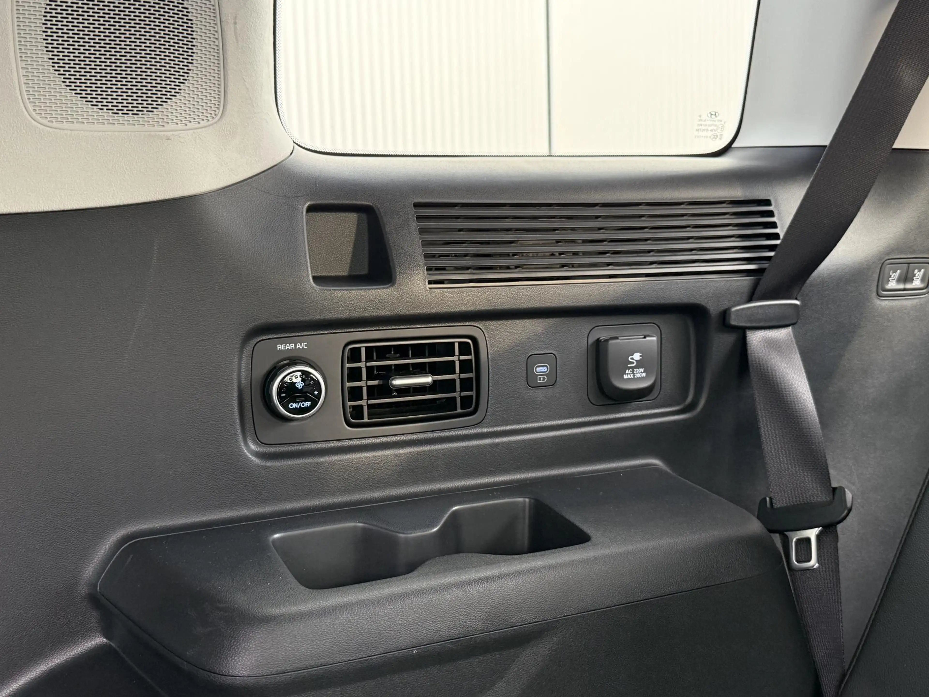 Hyundai SANTA FE 1.6 T-GDI PHEV Premium Plus 4WD 7p / Stoelkoeling — photo 3
