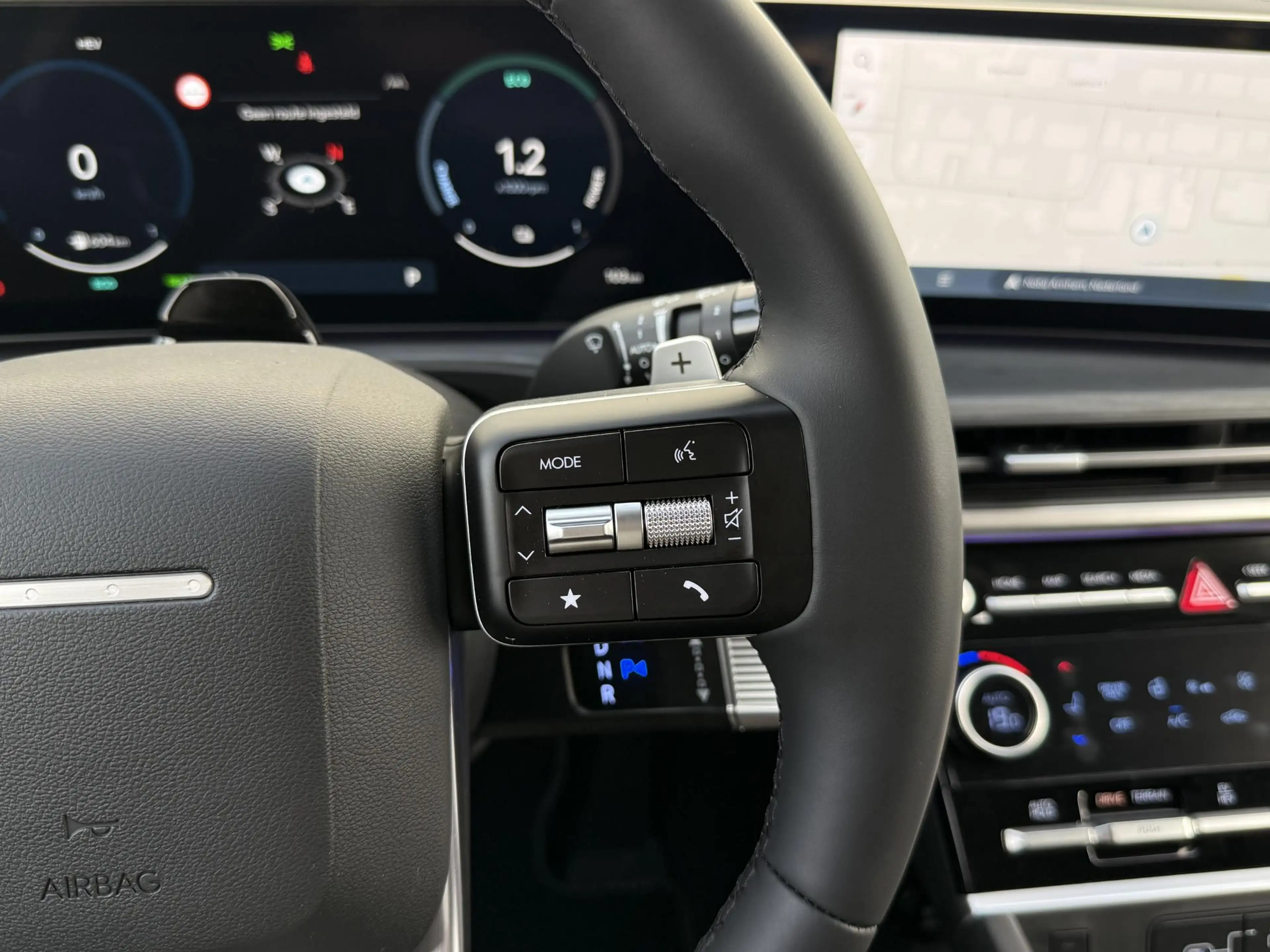 Hyundai SANTA FE 1.6 T-GDI PHEV Premium Plus 4WD 7p / Stoelkoeling — photo 26