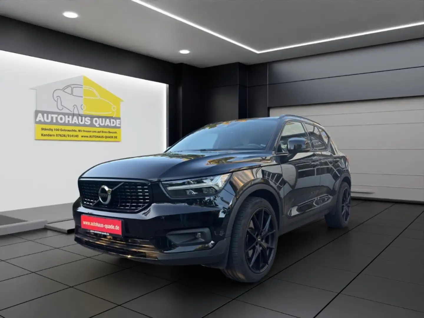 Volvo XC40 R Design 2WD T4 EU6d-T Navi Leder Digitales Cockpi Schwarz - 1