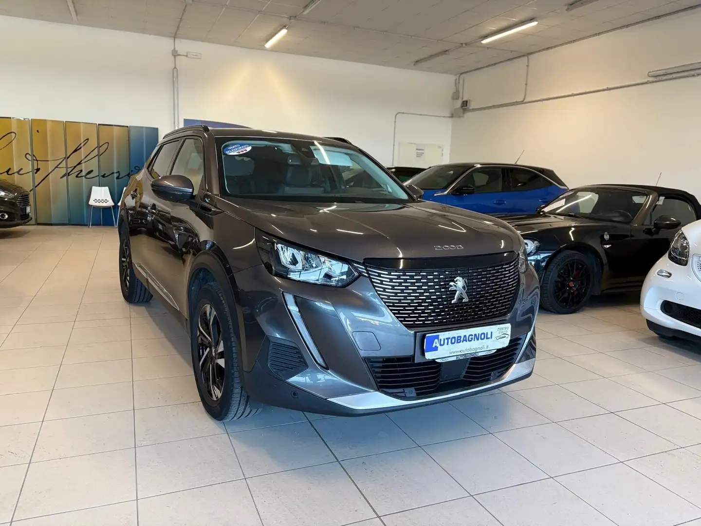 Peugeot 2008 ALLURE PACK PureTech 130 6mt Grijs - 2