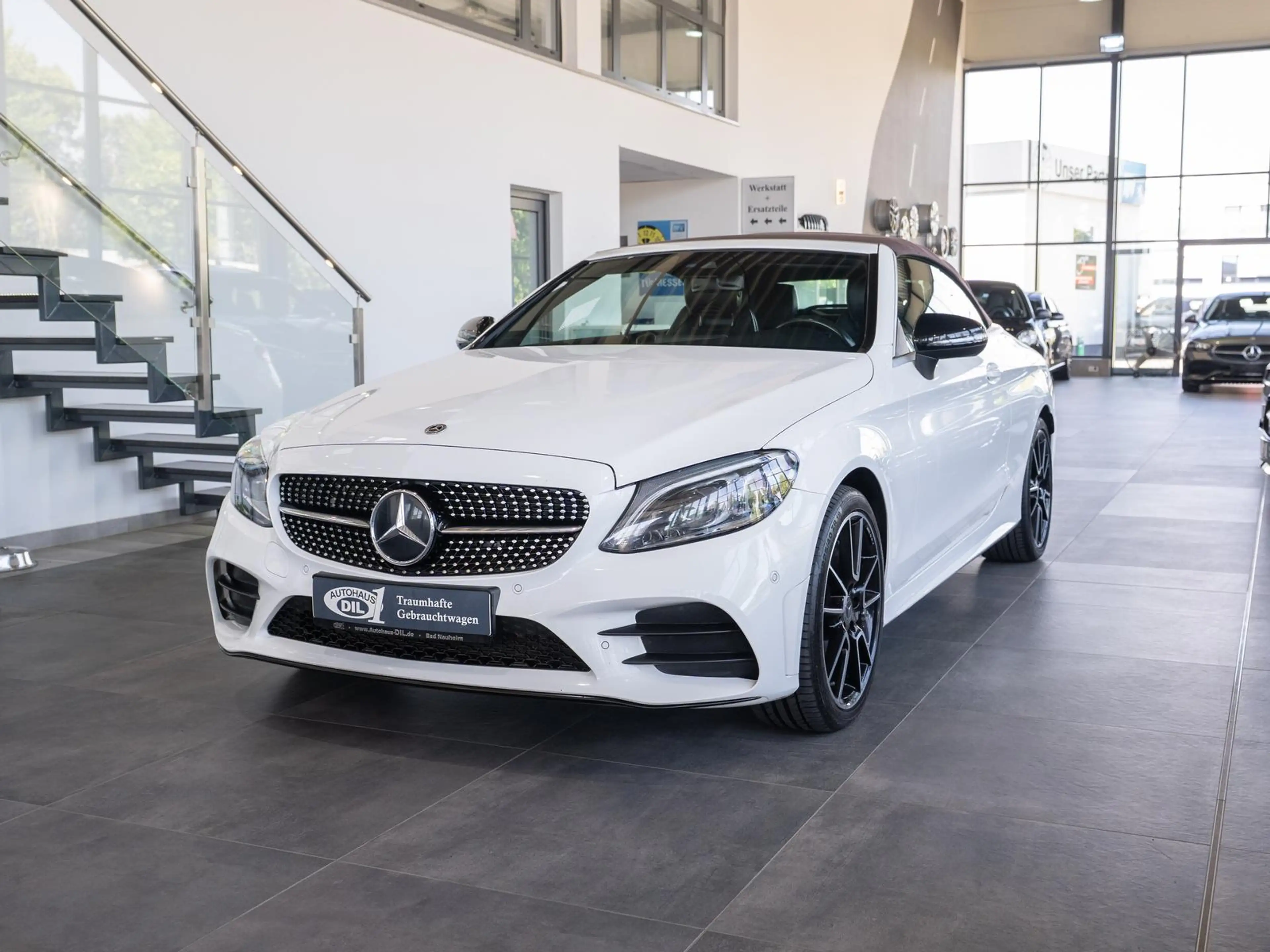 Mercedes-Benz C 400 Cabrio 4Matic 9G *AMG*MULTIBEAM*RFK*NIGHT* — photo 3