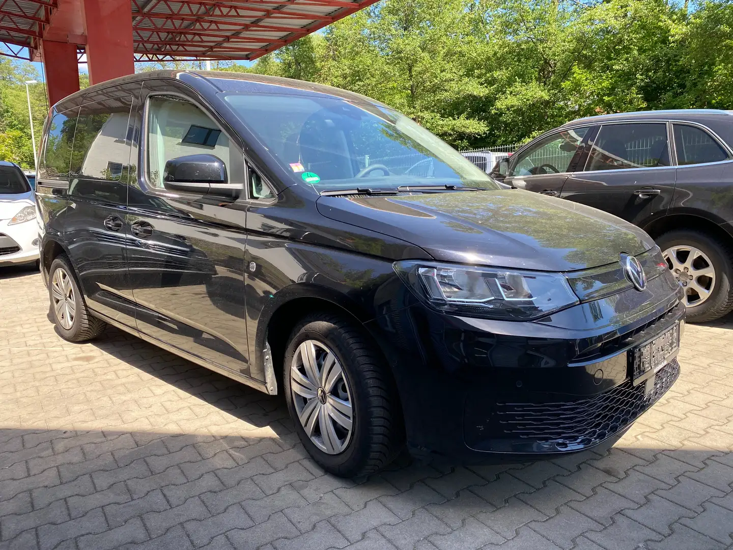 Volkswagen Caddy 2.0 TDI Park + Lane Assist Scheckheft SHZ PDC 2.Hd Zwart - 2