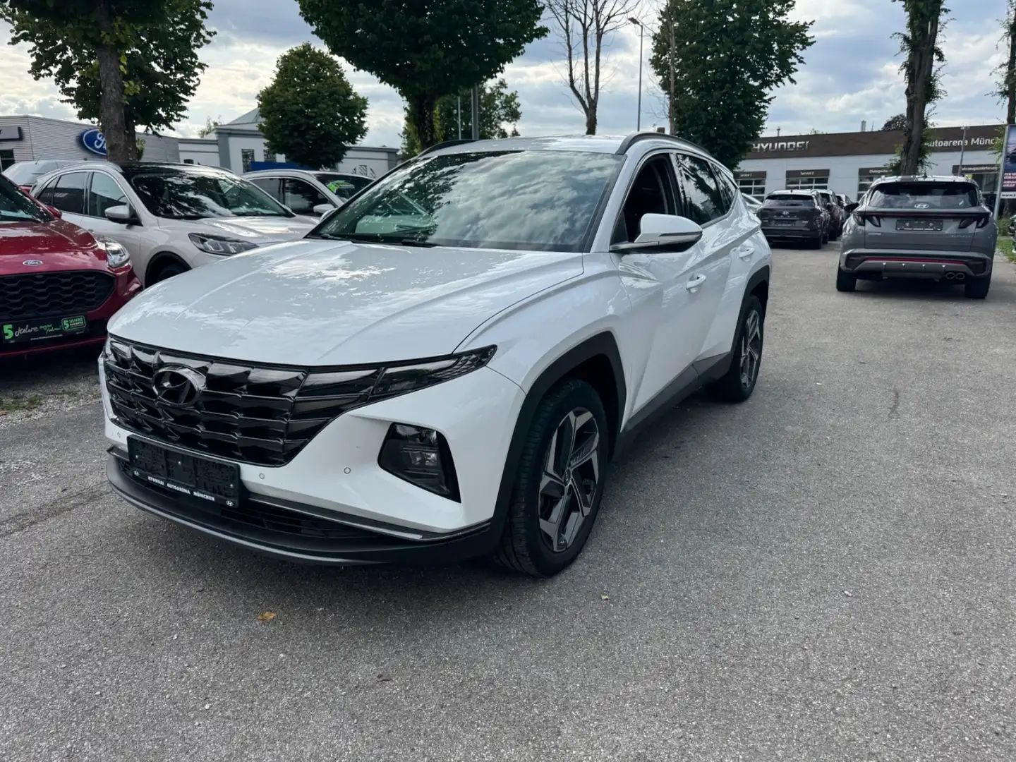 Hyundai TUCSON 1.6 T-GDI Trend SpurH LM 2xKlima PDC Bianco - 2