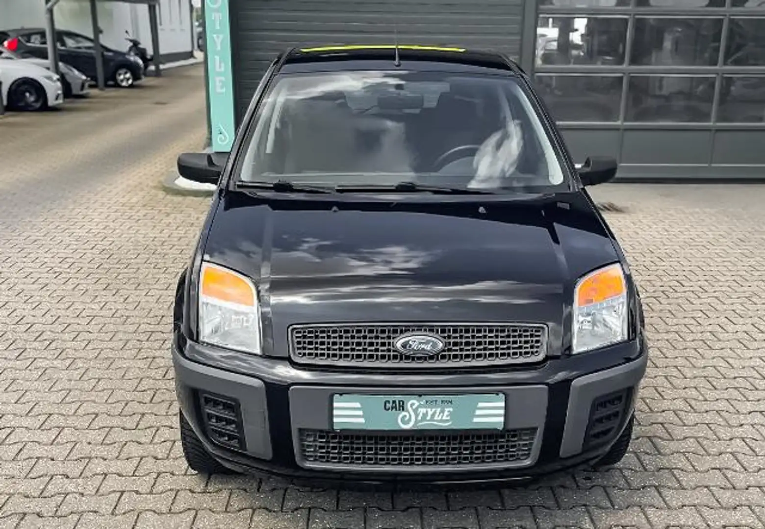 Ford Fusion 1.25 Fun Negru - 2