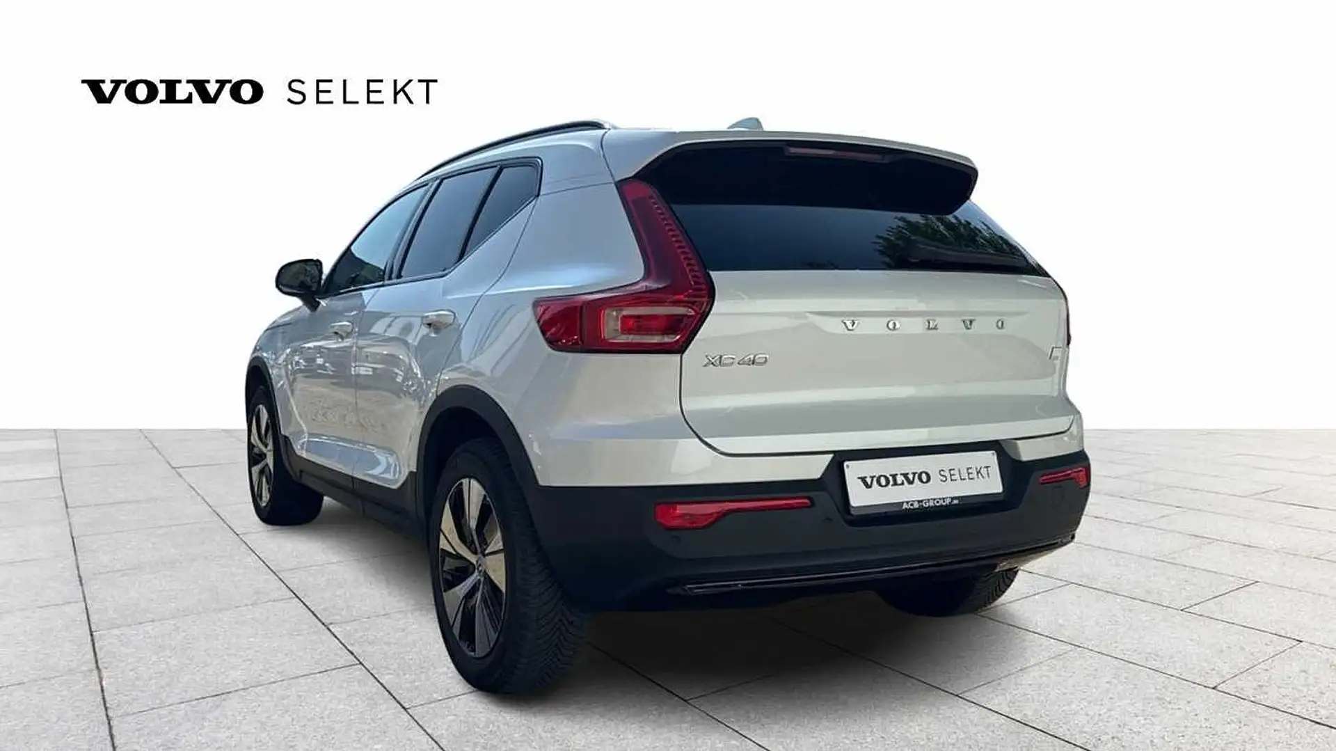Volvo XC40 Recharge Plus Dark, T4 plug-in hybrid Blanc - 2