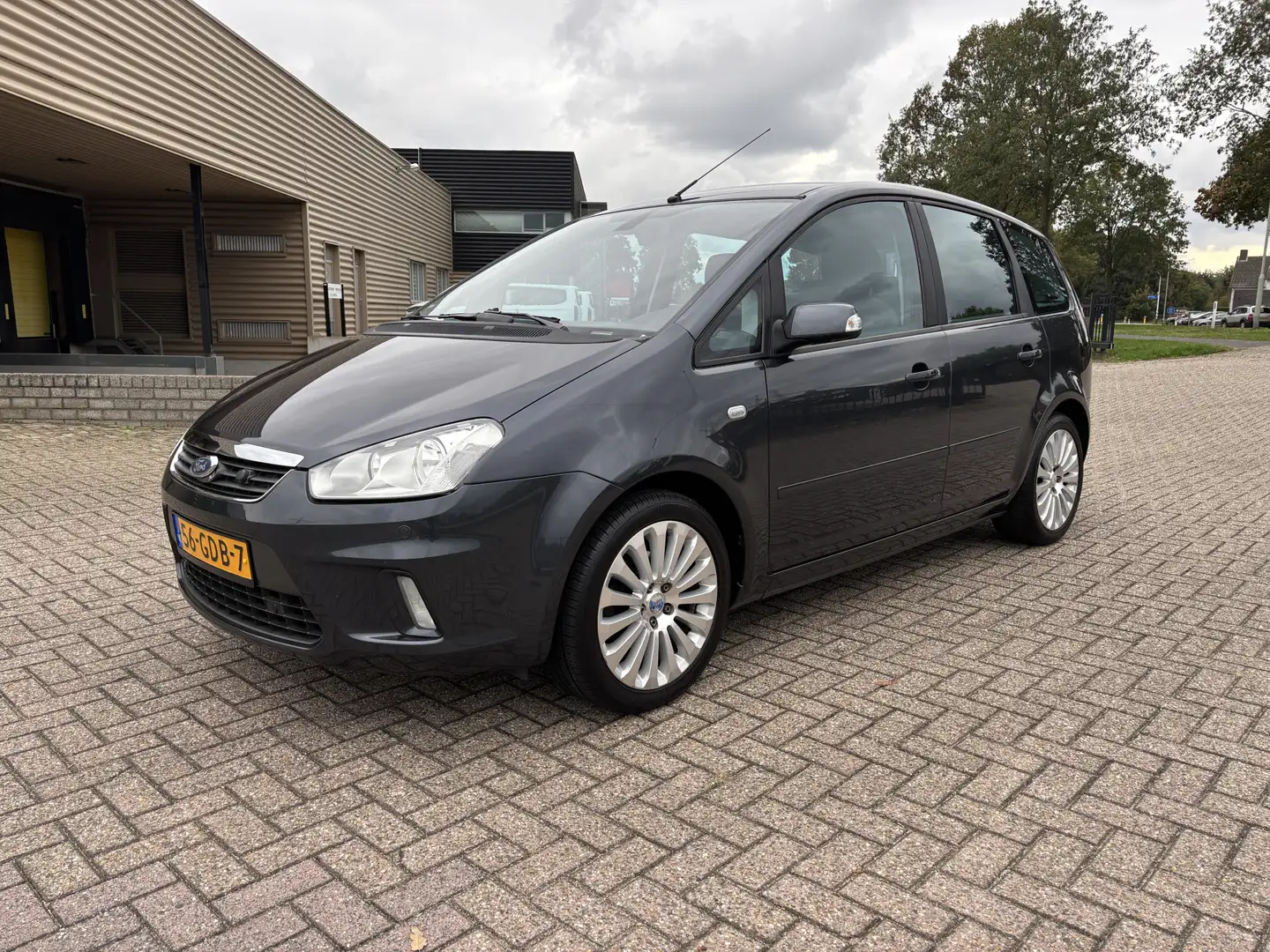 Ford C-Max 1.8-16V Titanium Flexifuel [ fm navi,ecc,lmv,pdc,t Grijs - 1