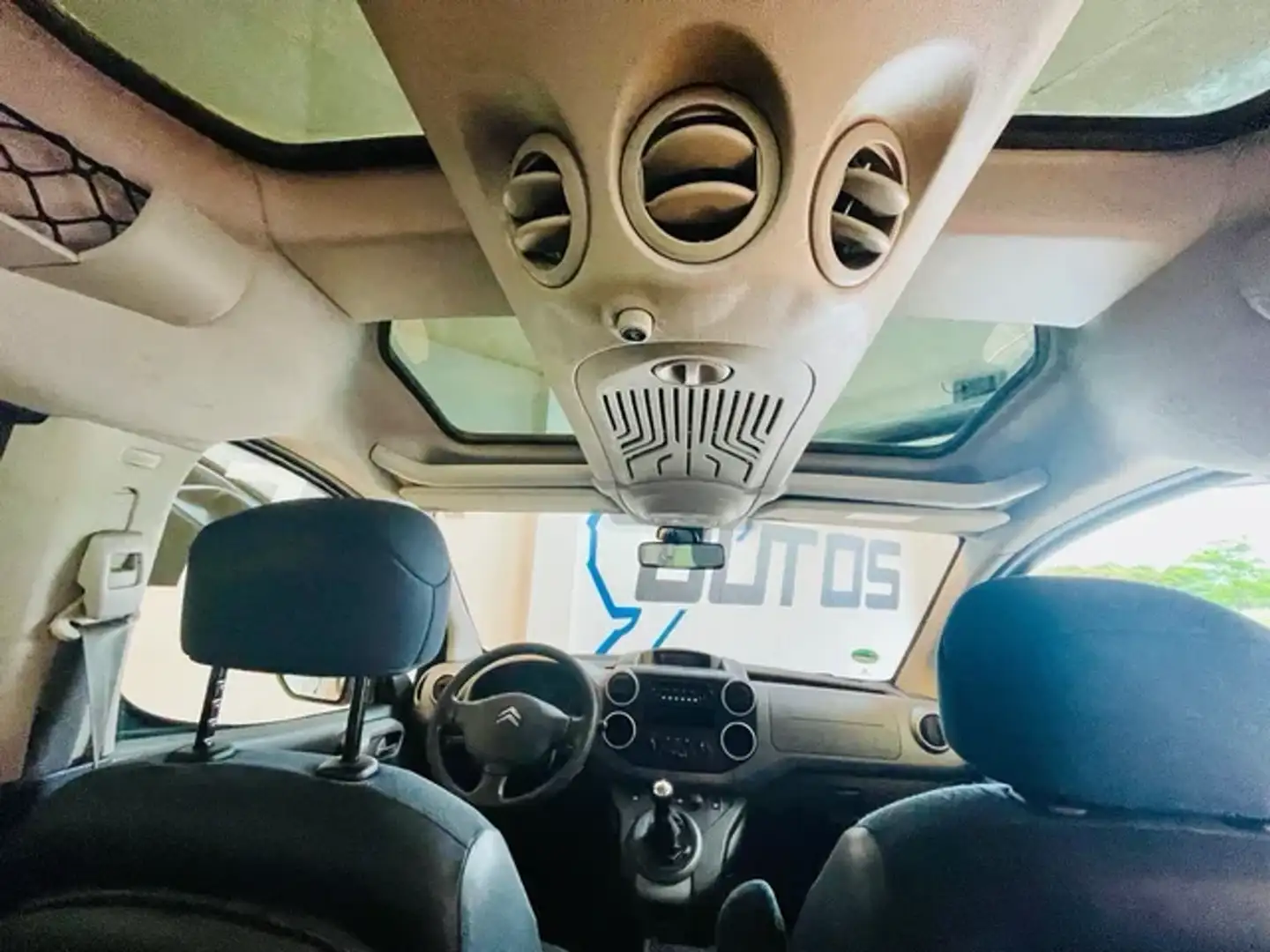 Citroen Berlingo Combi 1.6HDI XTR 110 Blanc - 2