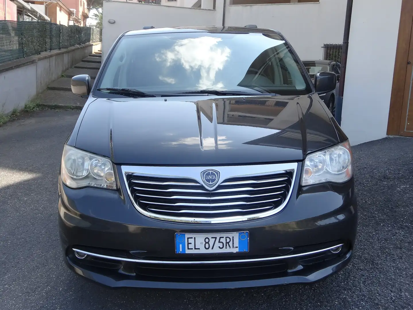 Lancia Voyager Voyager 2.8L Platinum 163cv Nero - 1