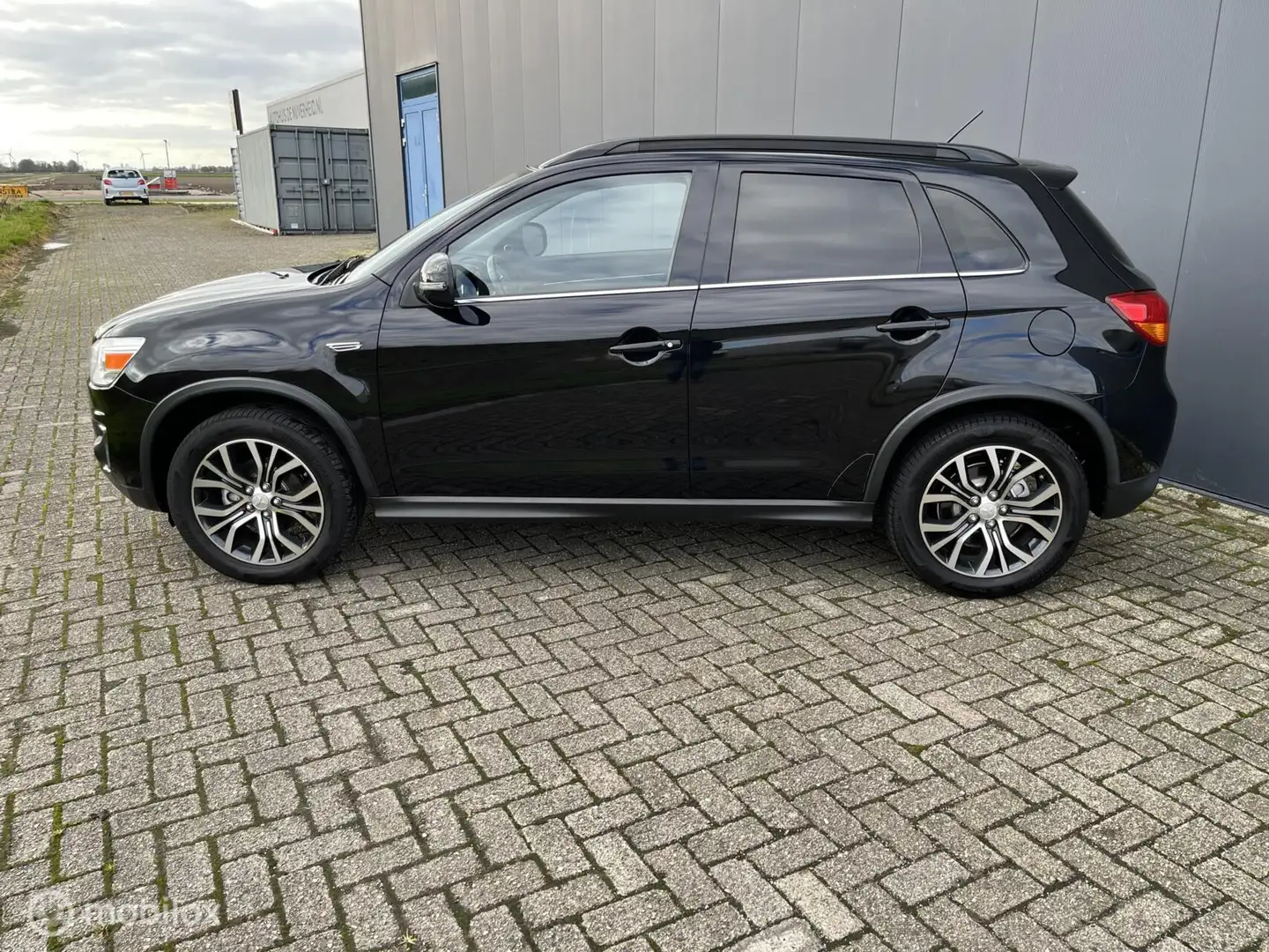 Mitsubishi ASX 1.6 Cleartec Intense Zwart - 2