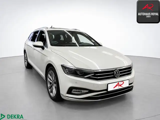 Volkswagen Passat view 4