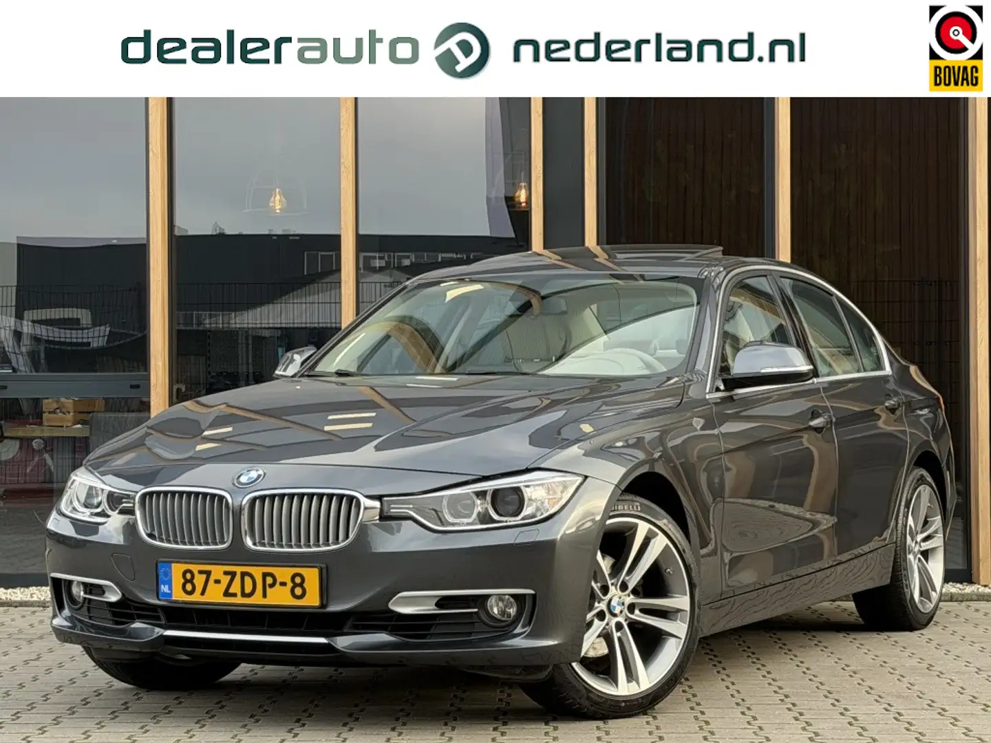 BMW 320 3-serie 320i xDrive High Ex. Grijs - 1