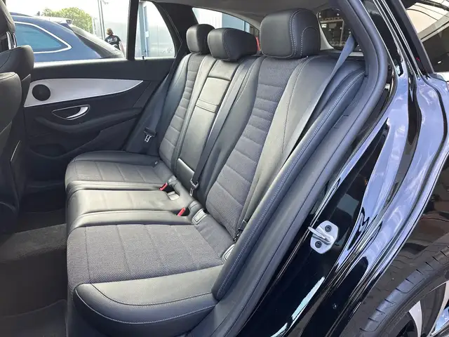 Mercedes-Benz 300 view 13