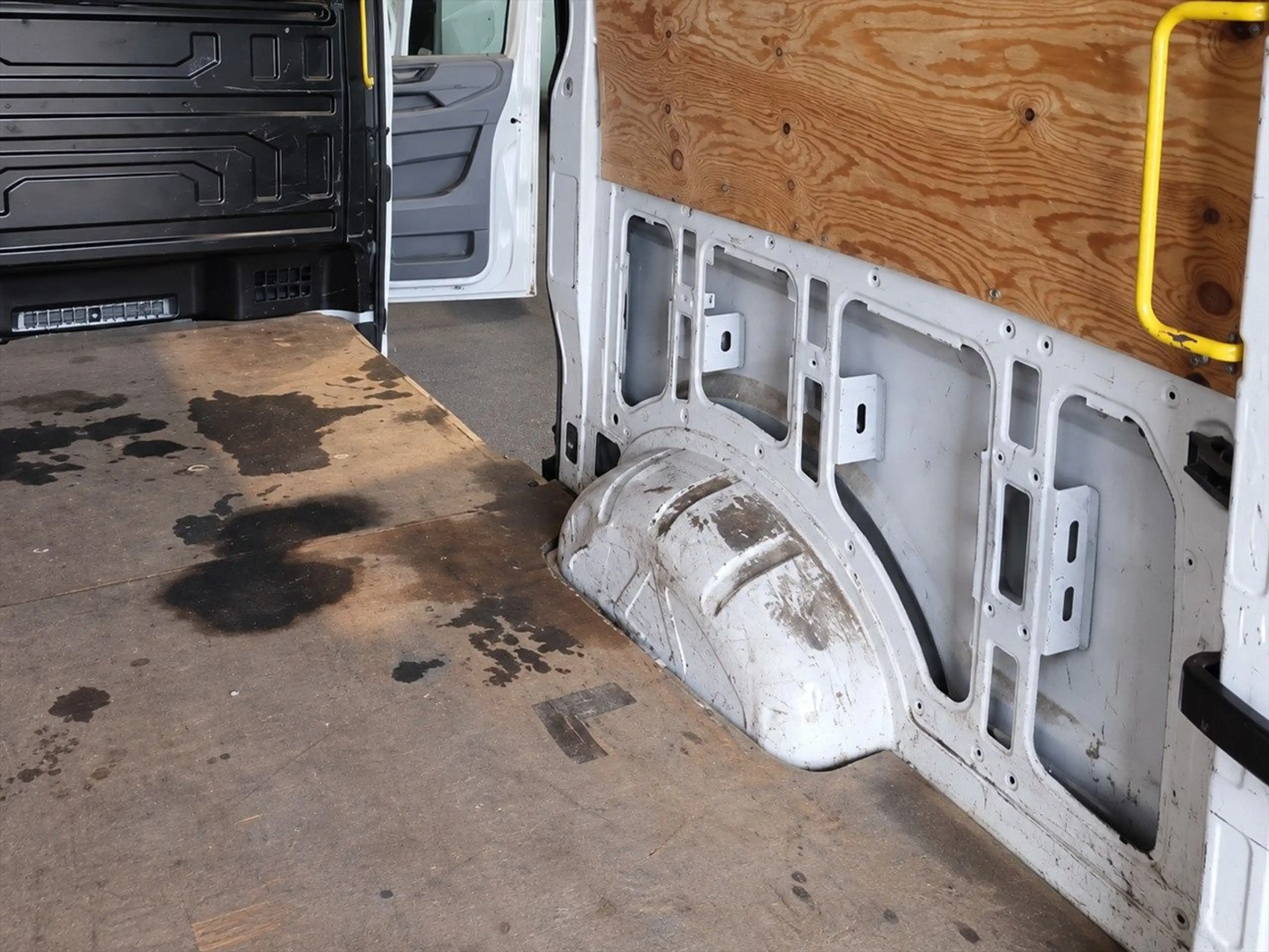 Volkswagen Crafter e-Crafter L2H2 Navi Rückfahrkamera — photo 14