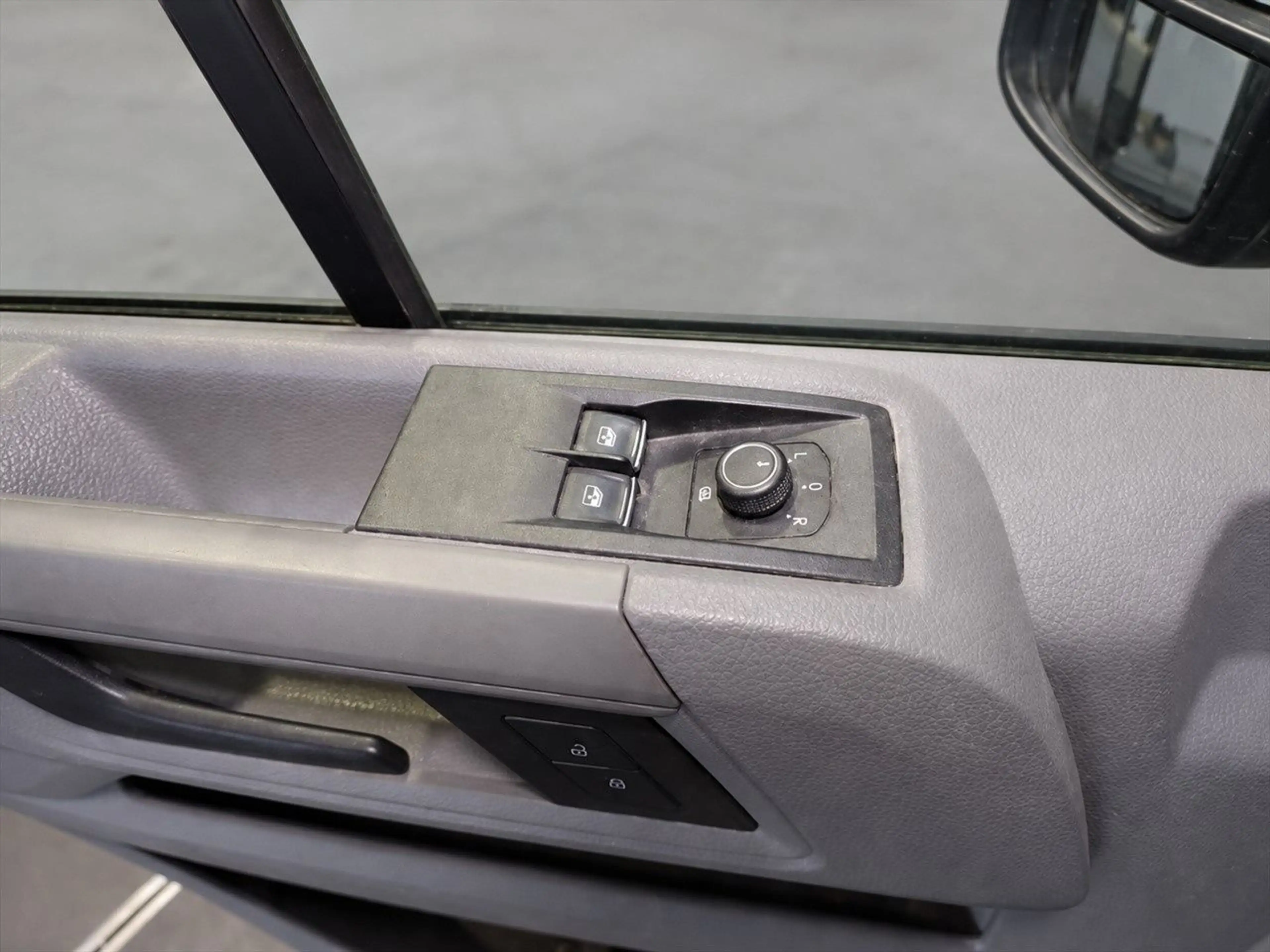 Volkswagen Crafter e-Crafter L2H2 Navi Rückfahrkamera — photo 11