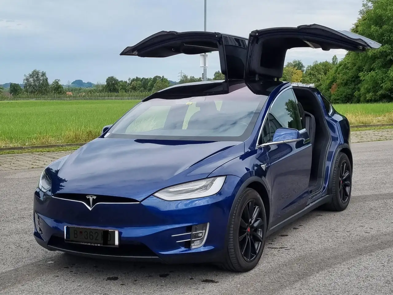 Tesla Model X