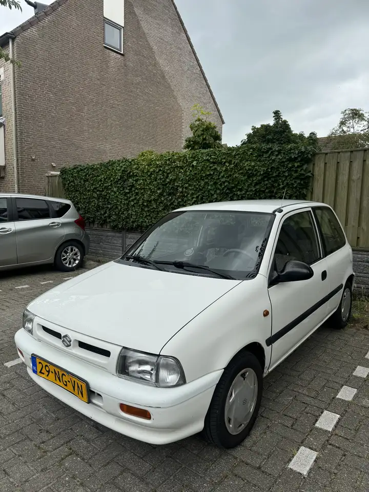 Suzuki Alto 1.0 automaat | 109.000 km | APK 03-2027, foto 2