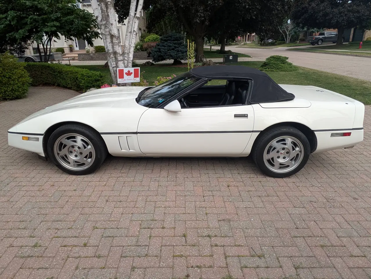 Chevrolet Corvette снимка Chevrolet Corvette