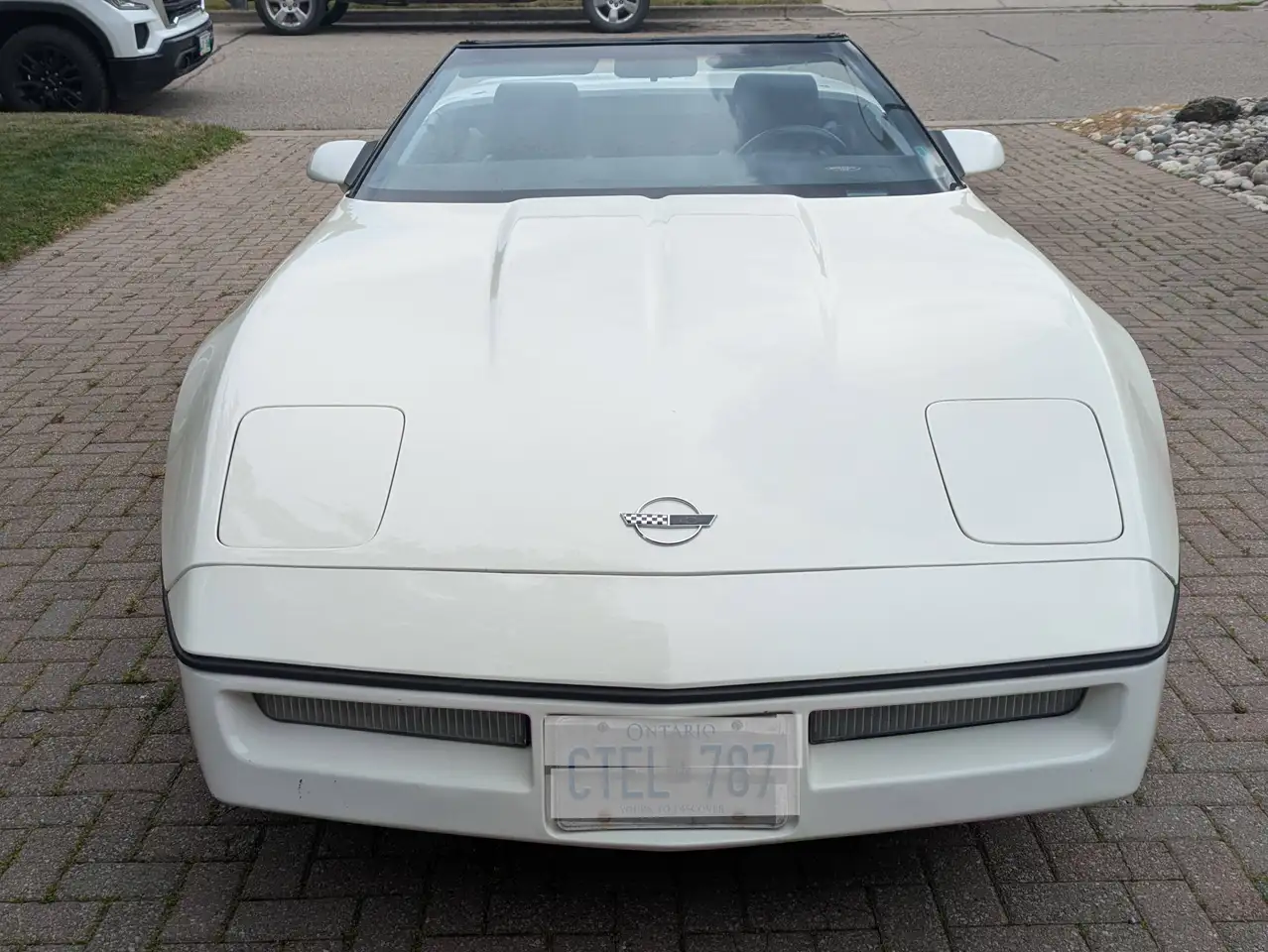 Chevrolet Corvette снимка Chevrolet Corvette