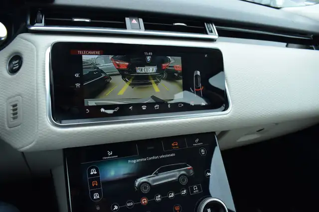 Land Rover Range Rover Velar view 20