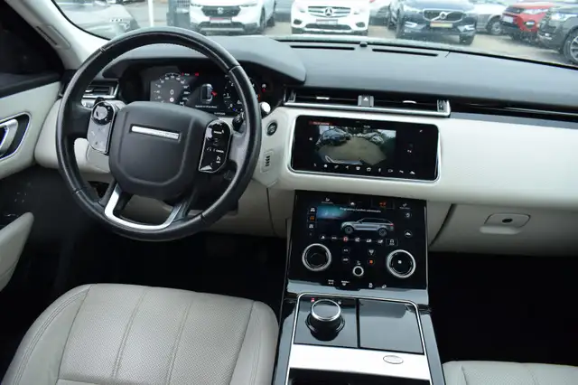 Land Rover Range Rover Velar view 12