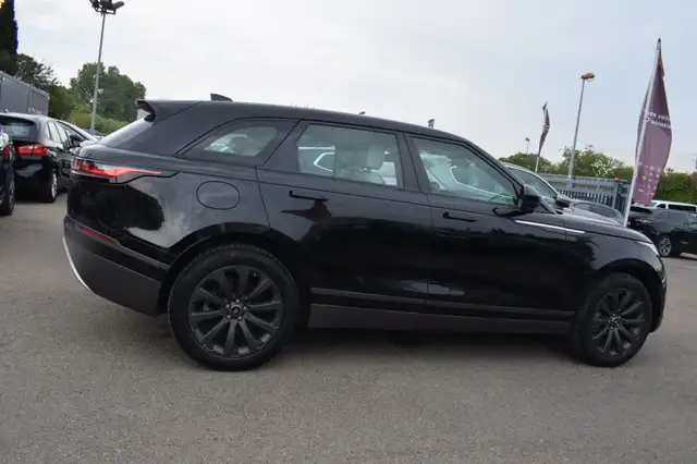 Land Rover Range Rover Velar view 9