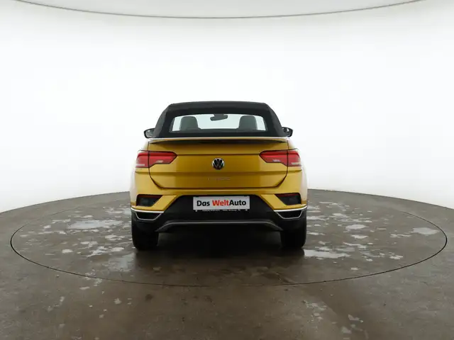 Volkswagen T-Roc view 6