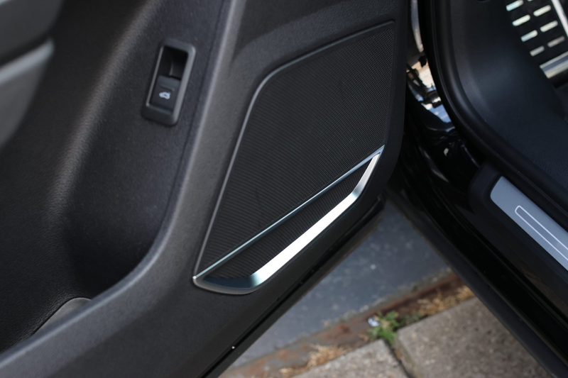 Audi Q3 40 TFSI Quattro 3X S-Line *Pano*B&O*Keyless*Camera — photo 35