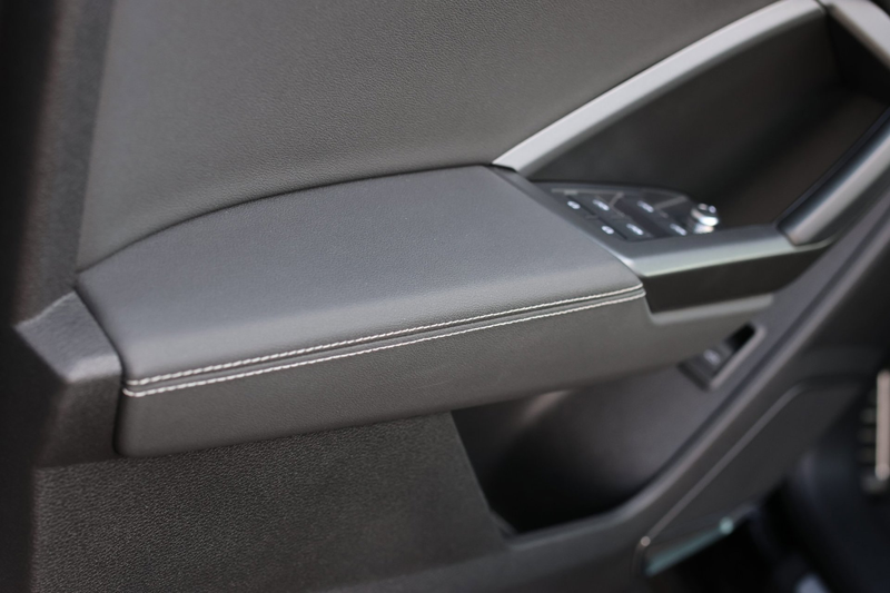 Audi Q3 40 TFSI Quattro 3X S-Line *Pano*B&O*Keyless*Camera — photo 31