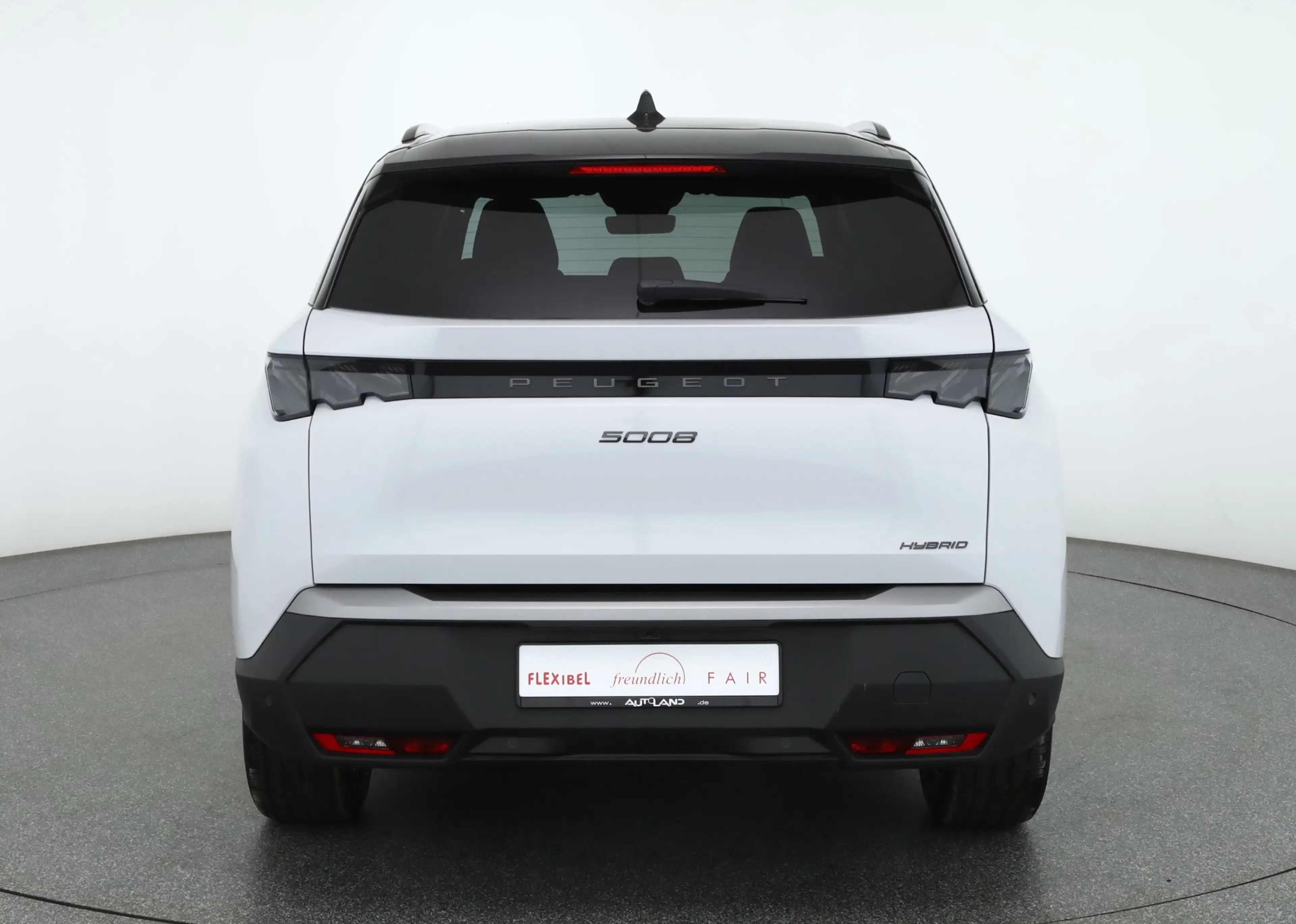 Peugeot 5008 GT 1.2 Hybrid Aut. LED ACC Navi 360° — photo 4