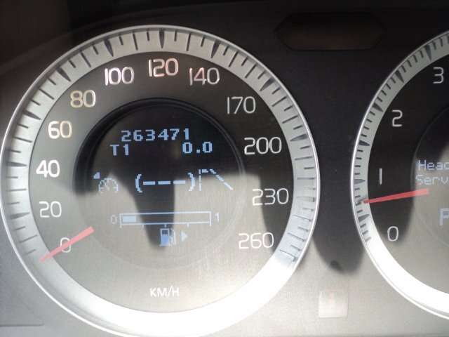 2010 Volvo XC60 T6 thumb 9