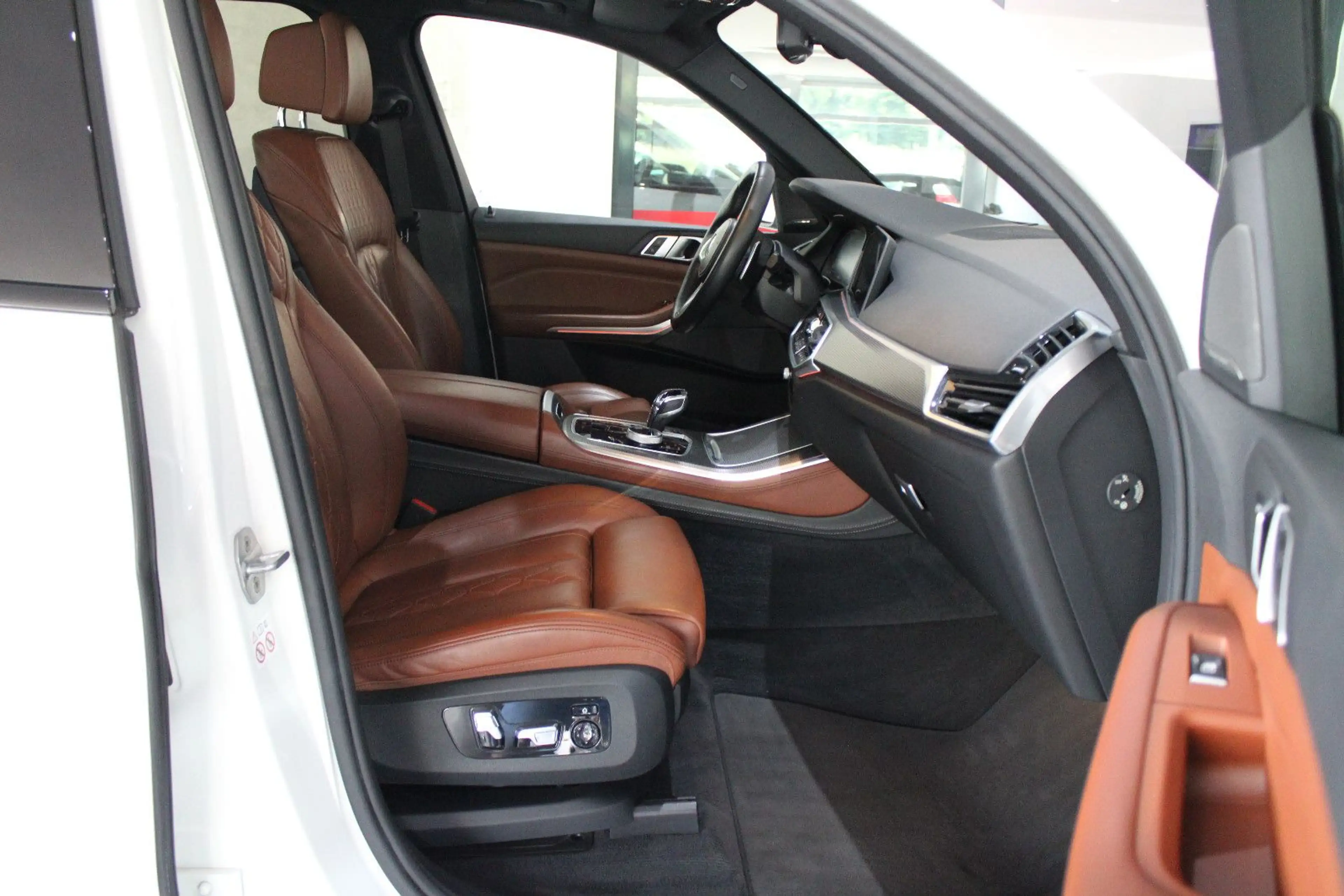 BMW X5 xDrive30d M-SPORTPAKET INDIVIDUAL RFK EURO 6 — photo 8