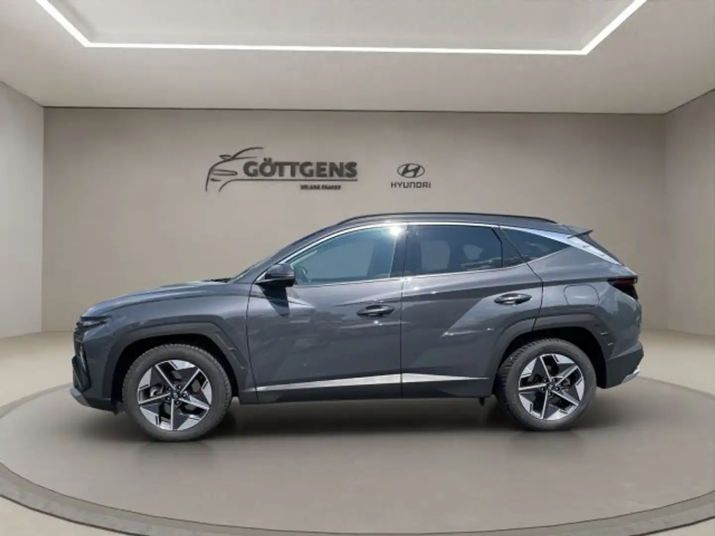 Hyundai TUCSON 1.6 CRDi 48V 4WD AUTOM. TREND NAVI LED 18LM Grijs - 2