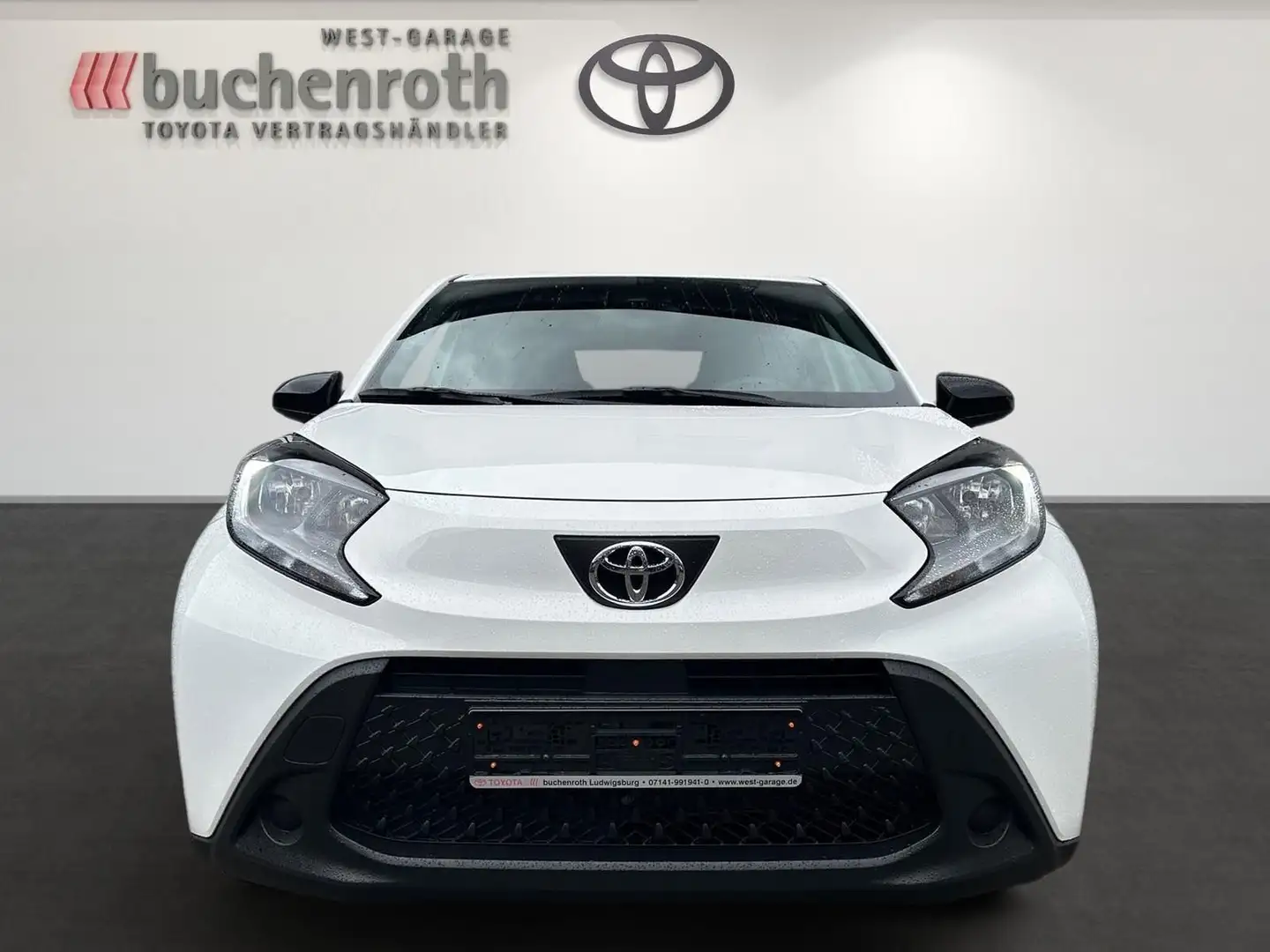 Toyota Aygo X Business Edition Automatik Alb - 2