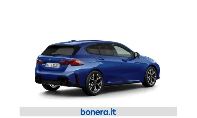 BMW 1 Series view 2
