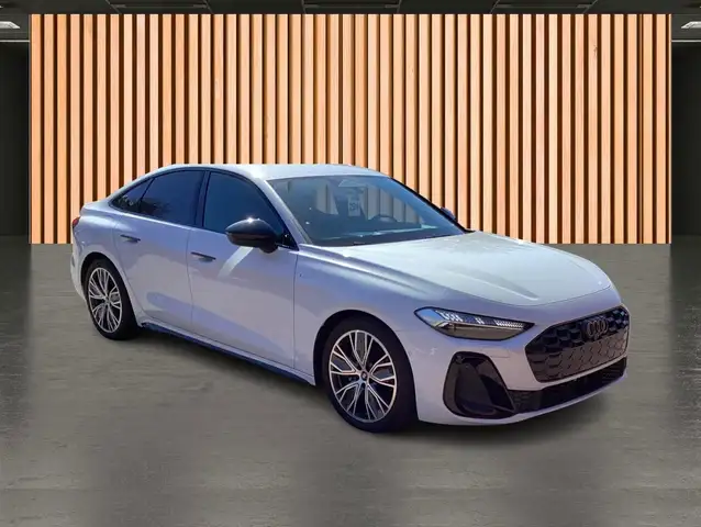Audi A5 view 5