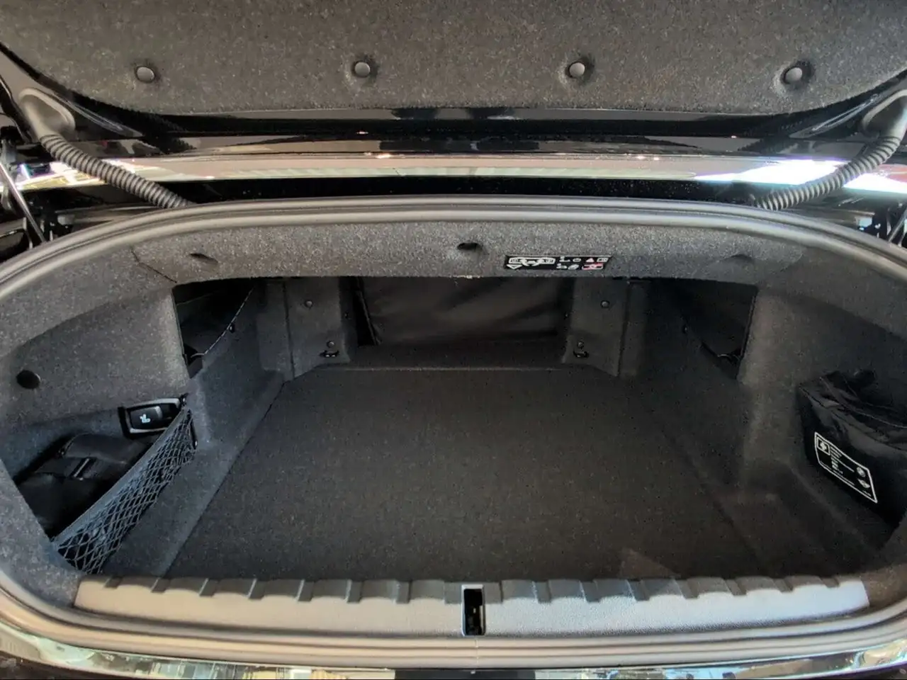 BMW 420 i Cabrio / M Sportpaket / UPE 75.310 € 10