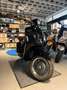 Vespa 946 Nero - thumbnail 2